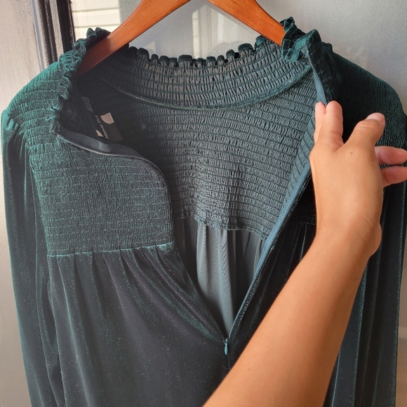 MAISON TARA GREEN VELVET MIDI DRESS SIZE 14 Ruffle LONG SLEEVE BACK ZIP - Picture 5 of 9